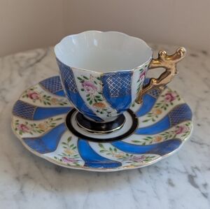 Vintage Tea Cup & Saucer Made In Occupied Japan Blue Floral Design With Gold